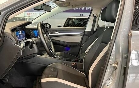 Volkswagen Golf VIII, 2021 год, 1 530 000 рублей, 9 фотография