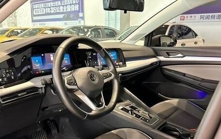 Volkswagen Golf VIII, 2021 год, 1 530 000 рублей, 13 фотография