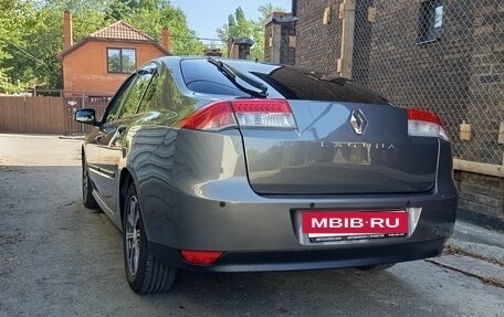 Renault Laguna III рестайлинг, 2008 год, 670 000 рублей, 3 фотография