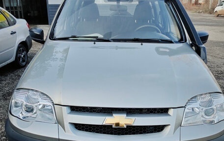 Chevrolet Niva I рестайлинг, 2015 год, 777 777 рублей, 1 фотография