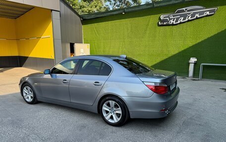 BMW 5 серия, 2003 год, 950 000 рублей, 8 фотография