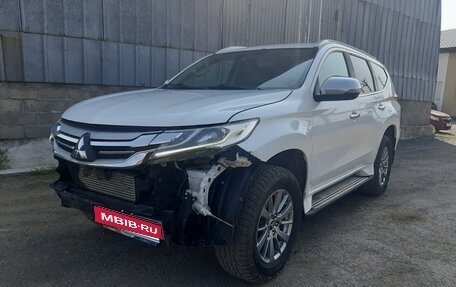 Mitsubishi Pajero Sport III рестайлинг, 2019 год, 2 360 000 рублей, 1 фотография