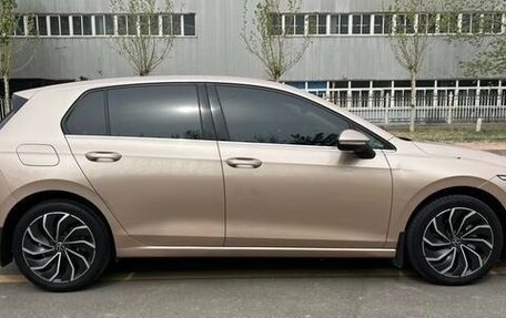 Volkswagen Golf VIII, 2021 год, 1 550 000 рублей, 5 фотография