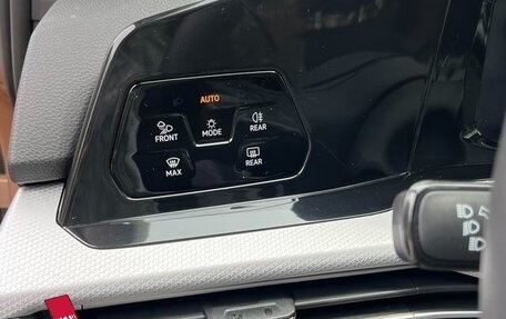 Volkswagen Golf VIII, 2021 год, 1 550 000 рублей, 12 фотография