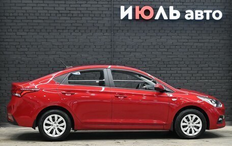 Hyundai Solaris II рестайлинг, 2017 год, 1 385 000 рублей, 9 фотография