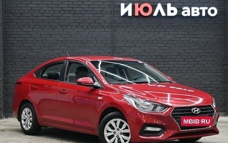 Hyundai Solaris II рестайлинг, 2017 год, 1 385 000 рублей, 3 фотография