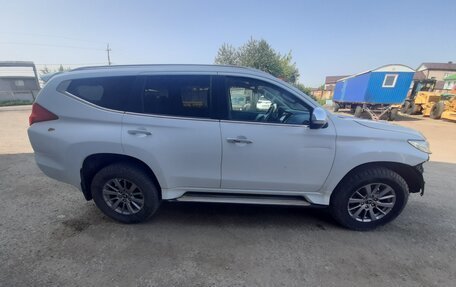 Mitsubishi Pajero Sport III рестайлинг, 2019 год, 2 360 000 рублей, 9 фотография