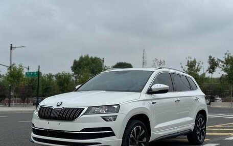 Skoda Karoq I, 2021 год, 2 400 000 рублей, 1 фотография