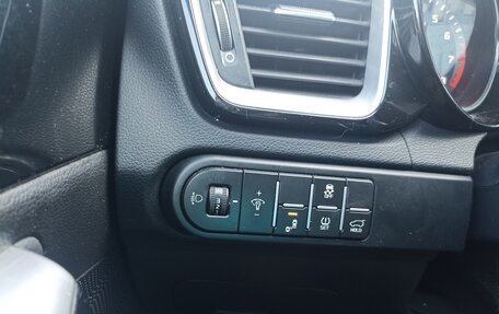 KIA cee'd III, 2021 год, 2 100 000 рублей, 12 фотография