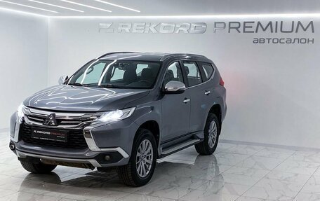 Mitsubishi Pajero Sport III рестайлинг, 2017 год, 2 899 000 рублей, 5 фотография