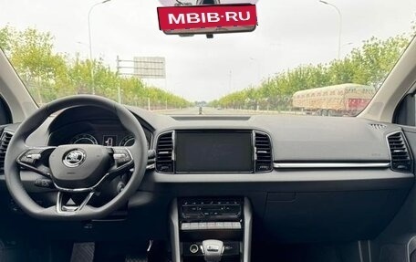 Skoda Karoq I, 2021 год, 2 400 000 рублей, 5 фотография