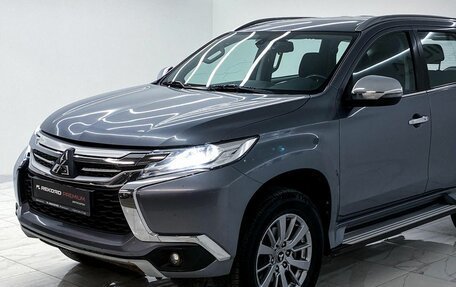 Mitsubishi Pajero Sport III рестайлинг, 2017 год, 2 899 000 рублей, 6 фотография