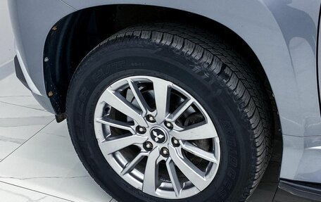 Mitsubishi Pajero Sport III рестайлинг, 2017 год, 2 899 000 рублей, 12 фотография