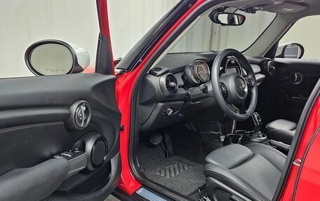 MINI Hatch, 2020 год, 1 610 000 рублей, 10 фотография