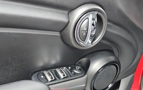 MINI Hatch, 2020 год, 1 610 000 рублей, 14 фотография