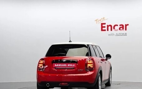 MINI Hatch, 2020 год, 1 610 000 рублей, 4 фотография