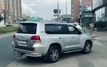 Toyota Land Cruiser 200, 2011 год, 2 900 000 рублей, 4 фотография