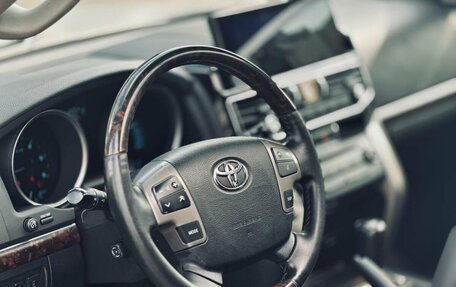 Toyota Land Cruiser 200, 2011 год, 2 900 000 рублей, 9 фотография
