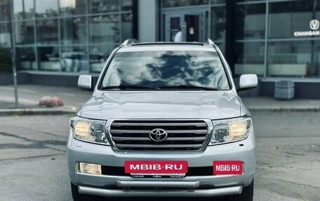 Toyota Land Cruiser 200, 2011 год, 2 900 000 рублей, 2 фотография
