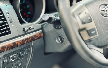 Toyota Land Cruiser 200, 2011 год, 2 900 000 рублей, 18 фотография