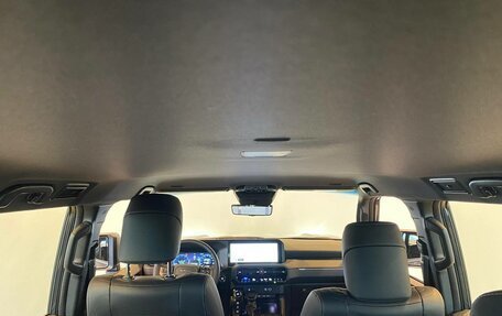 Toyota Land Cruiser Prado, 2024 год, 12 300 000 рублей, 22 фотография