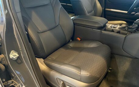 Toyota Land Cruiser Prado, 2024 год, 12 300 000 рублей, 26 фотография