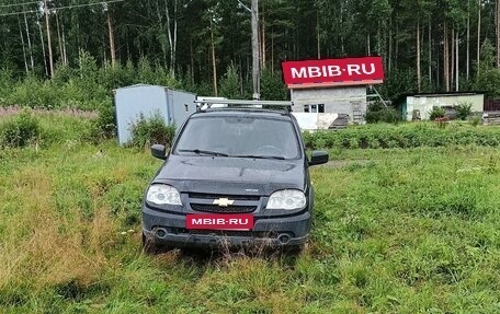 Chevrolet Niva I рестайлинг, 2013 год, 465 000 рублей, 3 фотография