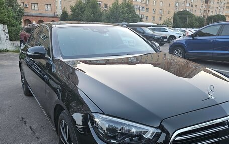 Mercedes-Benz E-Класс, 2020 год, 6 000 000 рублей, 3 фотография