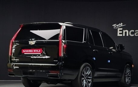 Cadillac Escalade V, 2022 год, 10 142 006 рублей, 2 фотография