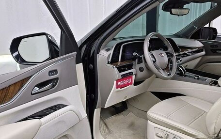 Cadillac Escalade V, 2022 год, 10 142 006 рублей, 9 фотография