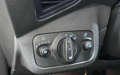 Ford Kuga III, 2017 год, 1 327 000 рублей, 10 фотография