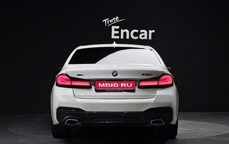 BMW 5 серия, 2021 год, 3 610 000 рублей, 4 фотография
