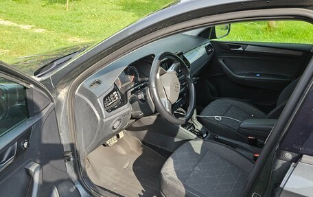 Volkswagen Polo VI (EU Market), 2021 год, 2 100 000 рублей, 7 фотография