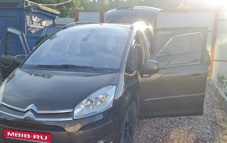 Citroen C4 Picasso II рестайлинг, 2012 год, 550 000 рублей, 6 фотография