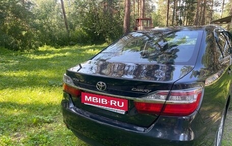 Toyota Camry, 2016 год, 2 100 000 рублей, 9 фотография