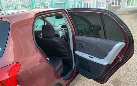 Toyota Vitz, 2010 год, 700 000 рублей, 10 фотография