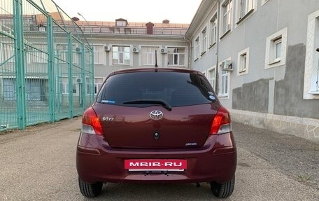 Toyota Vitz, 2010 год, 700 000 рублей, 6 фотография