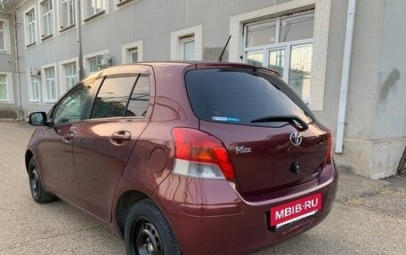 Toyota Vitz, 2010 год, 700 000 рублей, 4 фотография