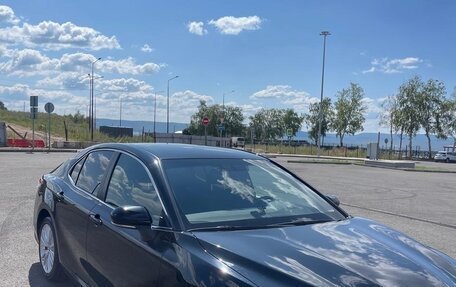 Toyota Camry, 2018 год, 2 700 000 рублей, 5 фотография