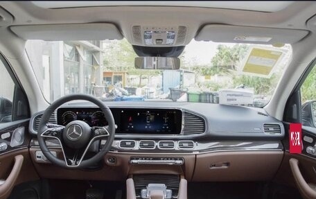 Mercedes-Benz GLE, 2025 год, 12 799 000 рублей, 2 фотография