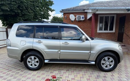 Mitsubishi Pajero IV, 2012 год, 1 840 000 рублей, 3 фотография