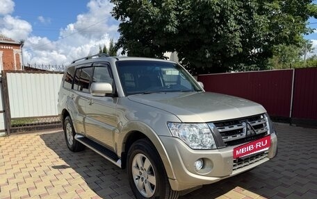 Mitsubishi Pajero IV, 2012 год, 1 840 000 рублей, 2 фотография