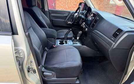 Mitsubishi Pajero IV, 2012 год, 1 840 000 рублей, 40 фотография