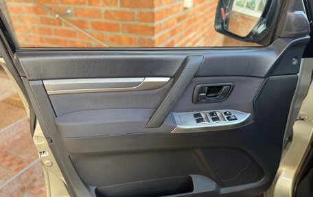 Mitsubishi Pajero IV, 2012 год, 1 840 000 рублей, 38 фотография