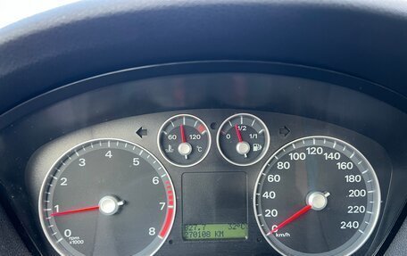 Ford Focus II рестайлинг, 2006 год, 400 000 рублей, 13 фотография