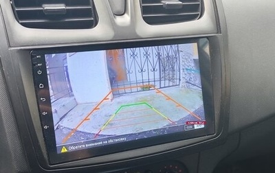 Renault Sandero II рестайлинг, 2015 год, 650 000 рублей, 1 фотография