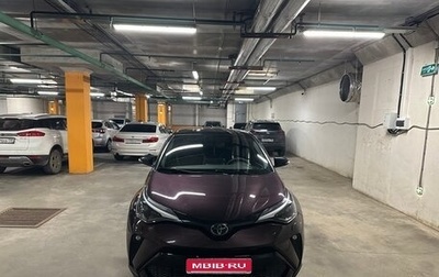 Toyota C-HR I рестайлинг, 2022 год, 3 300 000 рублей, 1 фотография