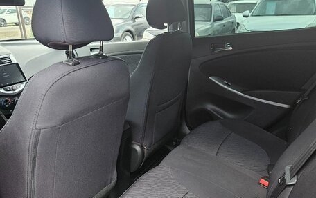 Hyundai Solaris II рестайлинг, 2013 год, 949 990 рублей, 14 фотография