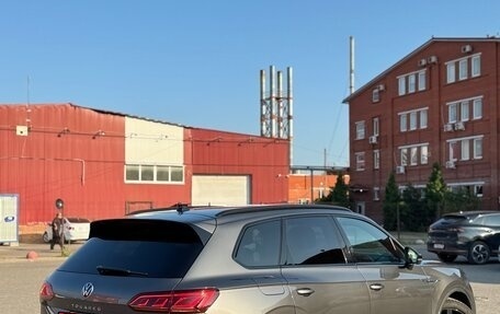 Volkswagen Touareg III, 2020 год, 6 250 000 рублей, 3 фотография