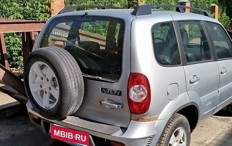 Chevrolet Niva I рестайлинг, 2014 год, 310 000 рублей, 3 фотография